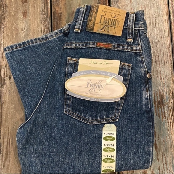 Wrangler 1/2 NWT Vintage Twenty X Women’s Jeans 25x33 High Rise Relaxed Tapered - Picture 9 of 9